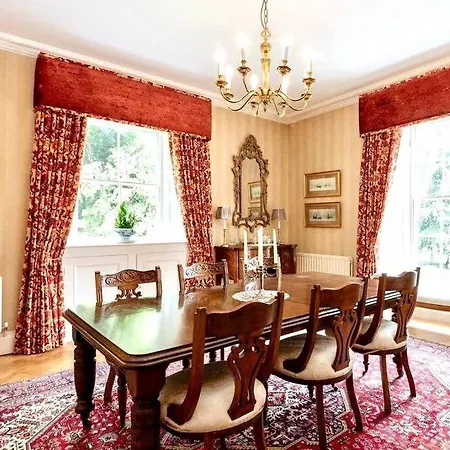 Georgian In On The River Swale * Richmond (North Yorkshire)