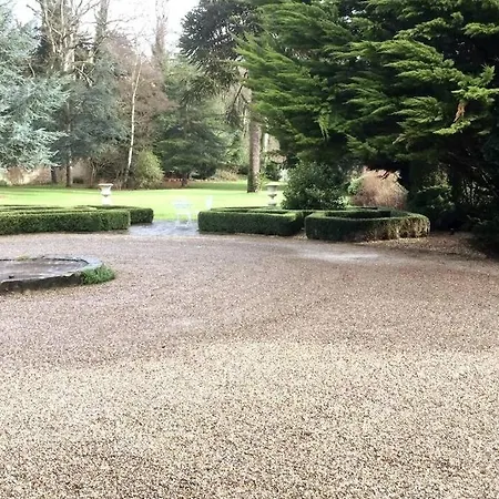 Georgian In On The River Swale 别墅 里士满