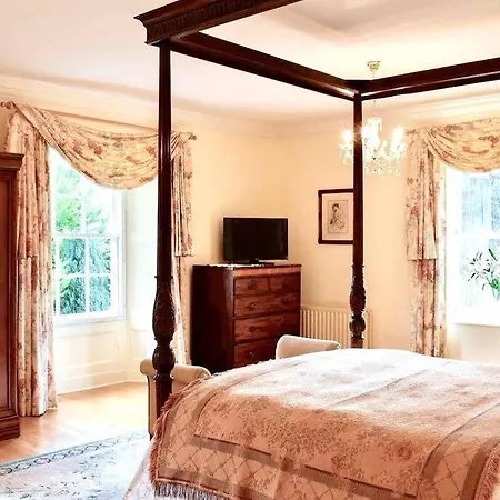 Georgian In On The River Swale * Richmond (North Yorkshire)