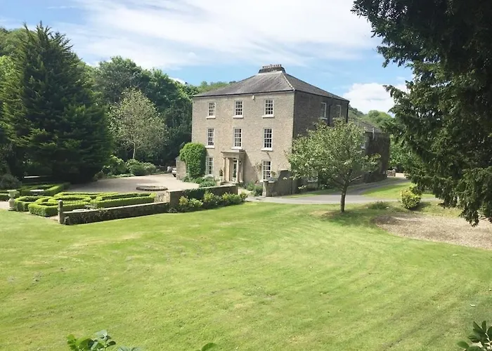 Georgian In On The River Swale *