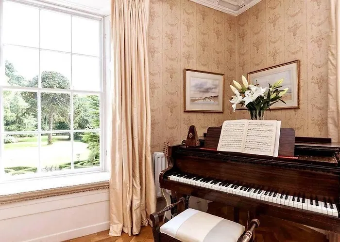 Georgian In On The River Swale