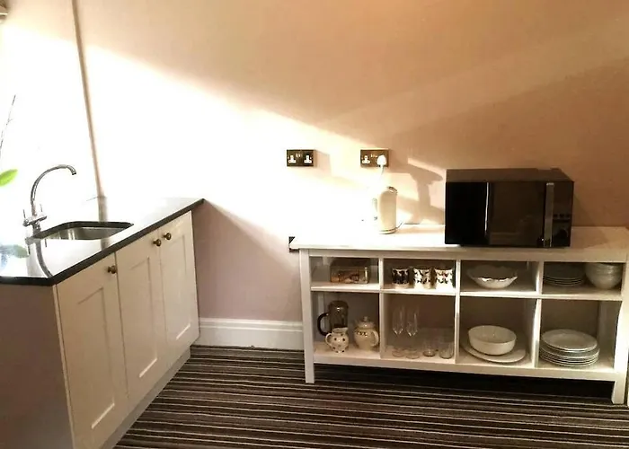 Georgian In On The River Swale Villa