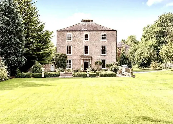 Georgian In On The River Swale