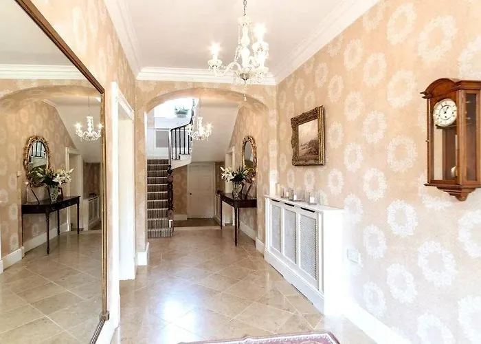 Georgian In On The River Swale